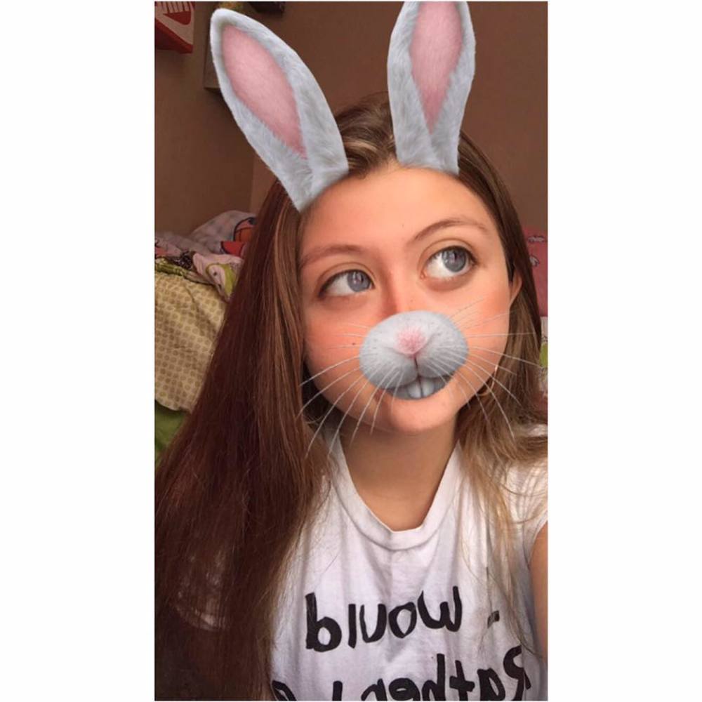 Meet your Posher, Olivia